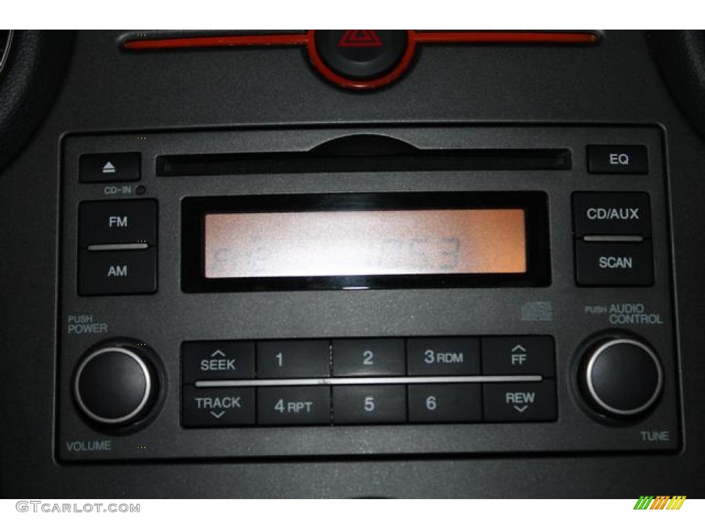 2008 Kia Rondo LX V6 Audio System Photos