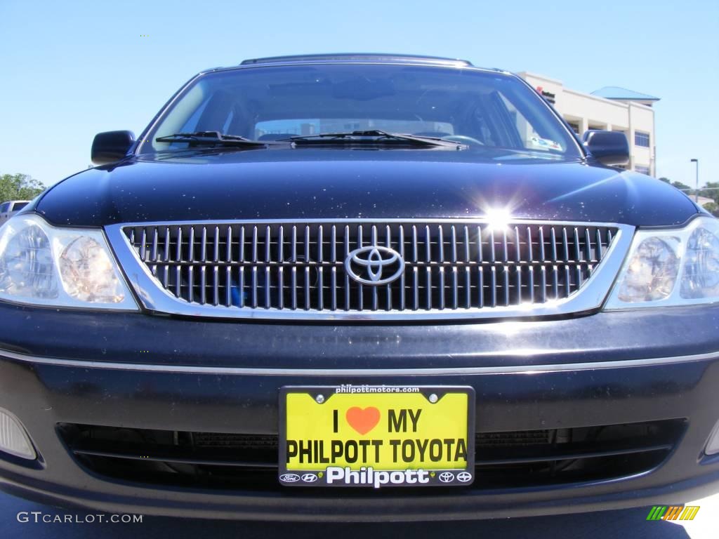 2001 Avalon XLS - Black / Stone photo #22