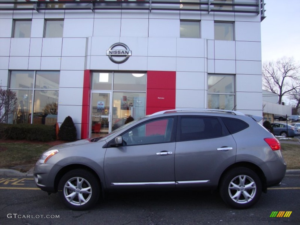 2011 Rogue SV AWD - Gotham Gray Metallic / Black photo #2