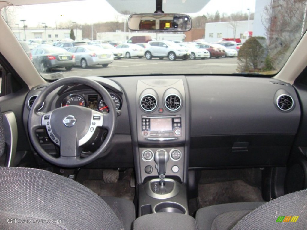 2011 Rogue SV AWD - Gotham Gray Metallic / Black photo #12