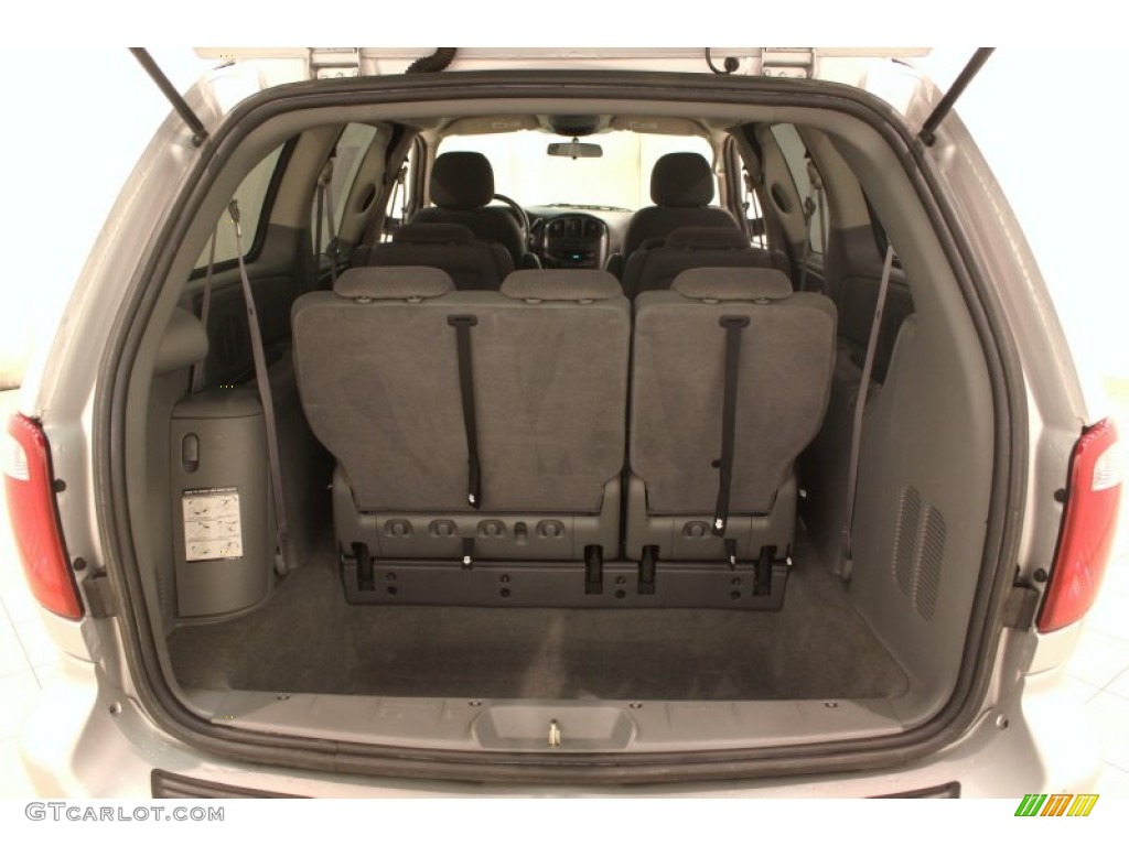 2006 Dodge Grand Caravan SXT Trunk Photo #77606823