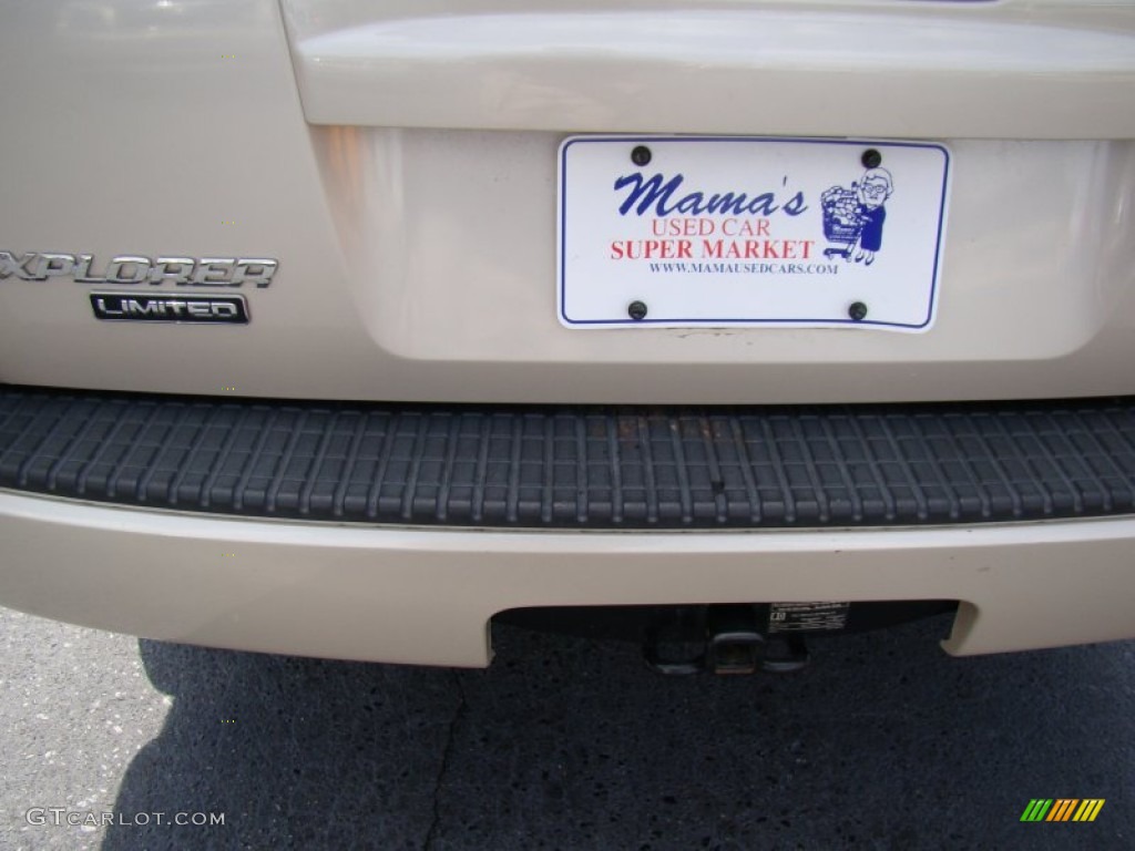 2005 Explorer Limited - Ivory Parchment Tri Coat / Medium Parchment photo #38