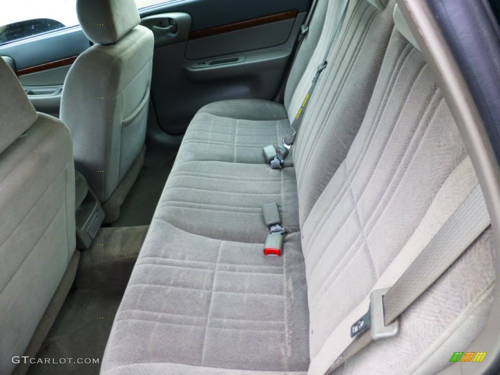 Medium Gray Interior 2002 Chevrolet Impala Standard Impala Model Photo #77607732