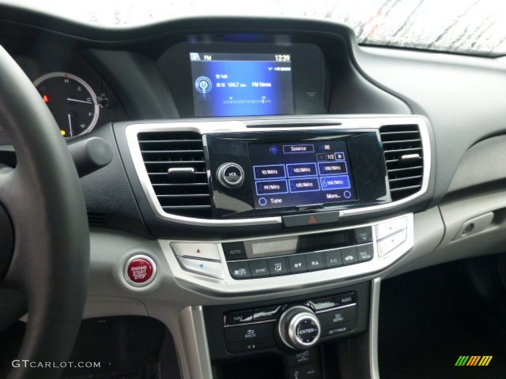 2013 Honda Accord Touring Sedan Controls Photo #77607927
