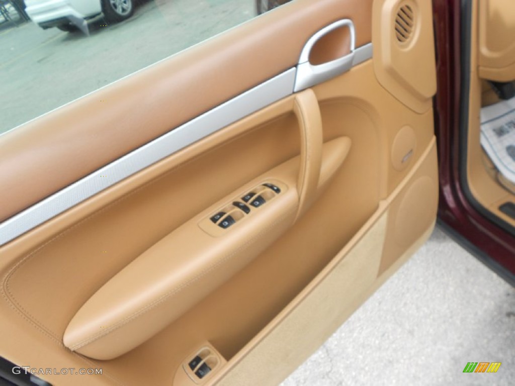 2004 Porsche Cayenne S Havanna/Sand Beige Door Panel Photo #77608290