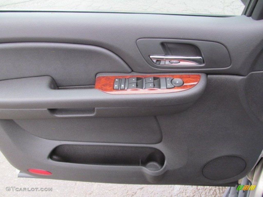 2009 Chevrolet Tahoe LT 4x4 Ebony Door Panel Photo #77608344