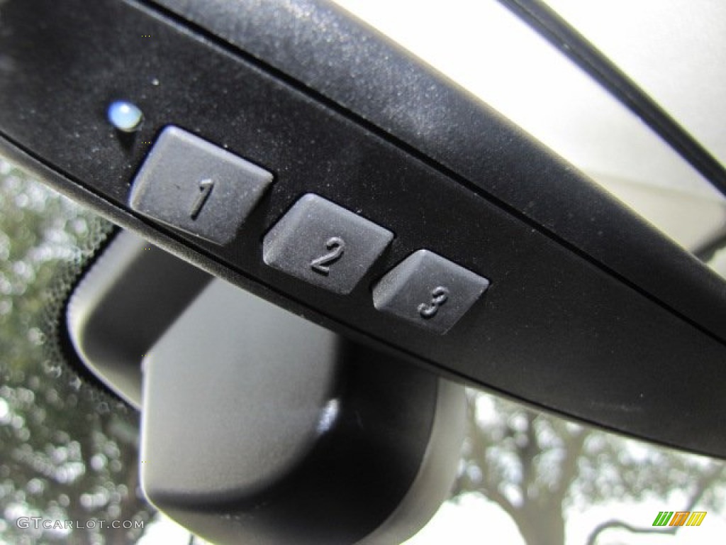 2010 Land Rover Range Rover Sport Supercharged Controls Photo #77609505