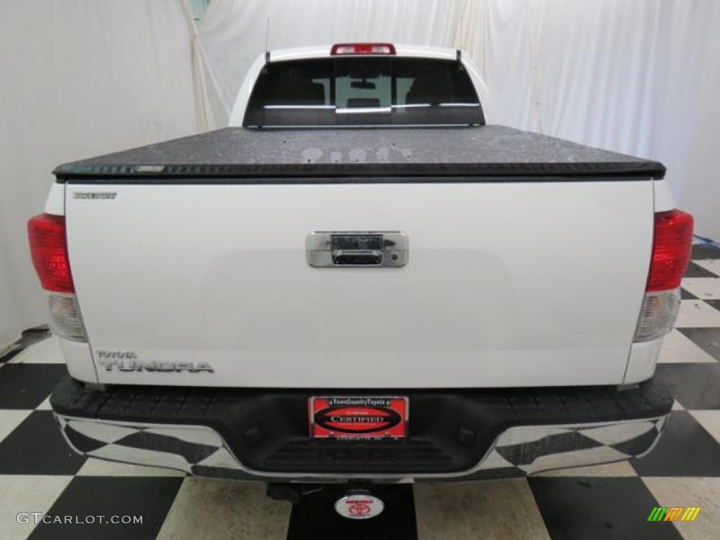 2011 Tundra TRD Double Cab - Super White / Graphite Gray photo #28