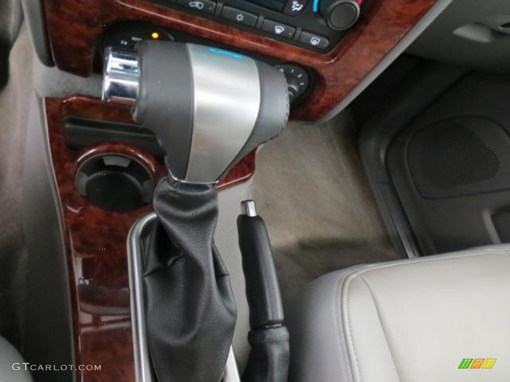 2007 GMC Envoy SLT 4x4 Transmission Photos