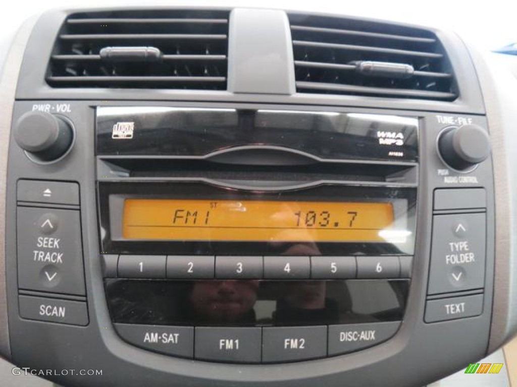 2010 Toyota RAV4 I4 Audio System Photo #77610642