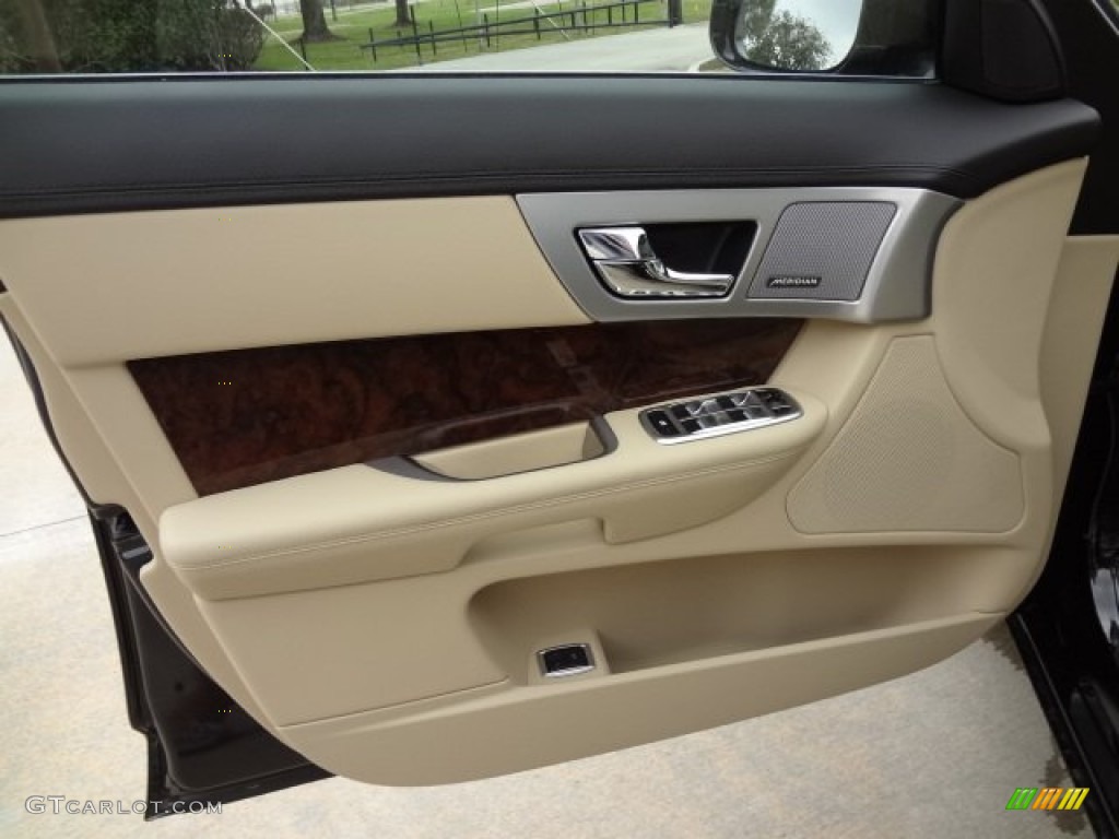 2013 Jaguar XF I4 T Barley/Warm Charcoal Door Panel Photo #77610753