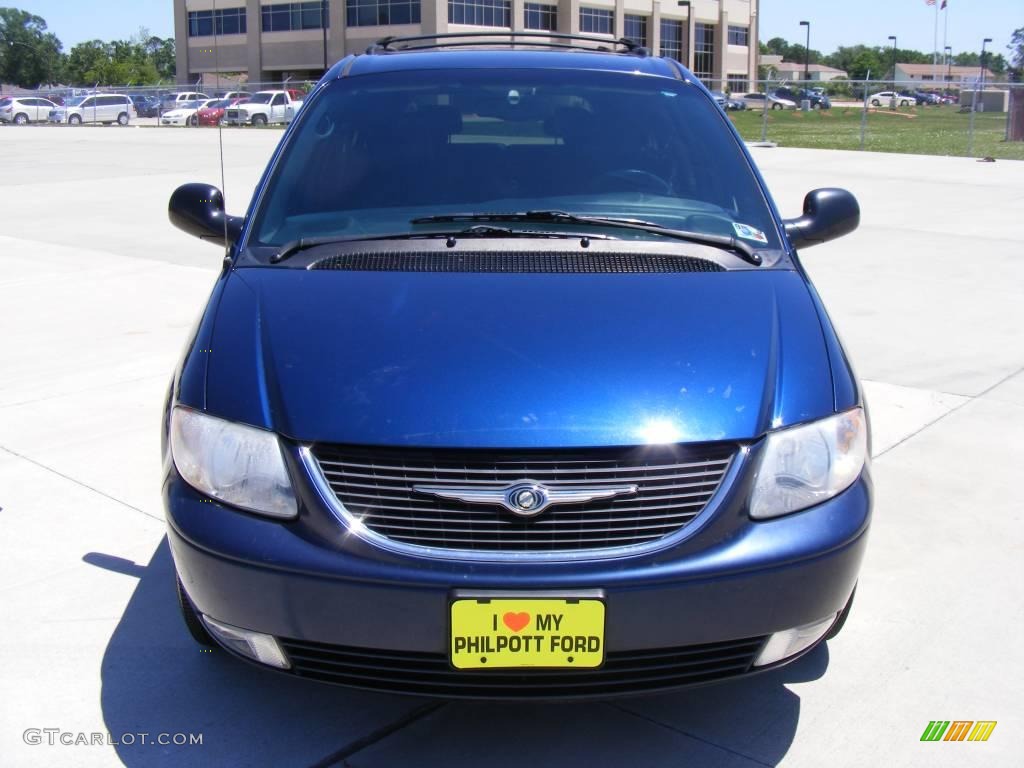 2003 Town & Country LXi - Patriot Blue Pearlcoat / Navy Blue photo #3