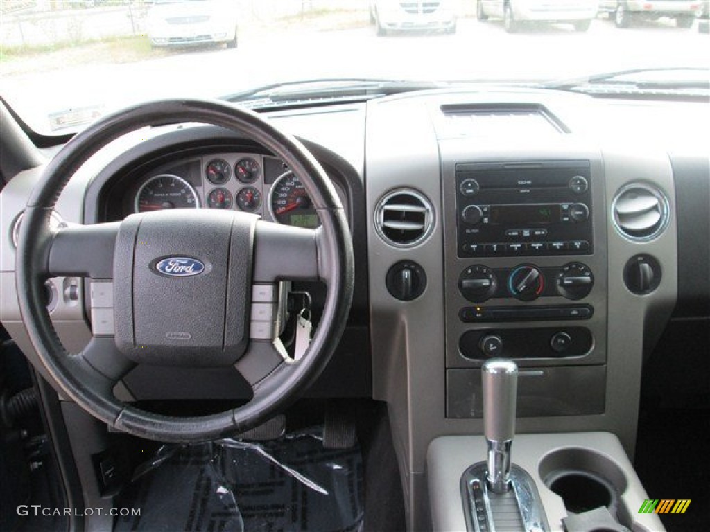2007 Ford F150 FX4 SuperCrew 4x4 Black Dashboard Photo #77611763