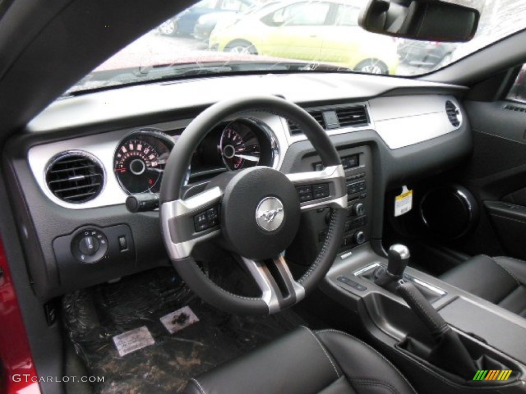 Charcoal Black Interior 2014 Ford Mustang GT Premium Coupe Photo #77616133