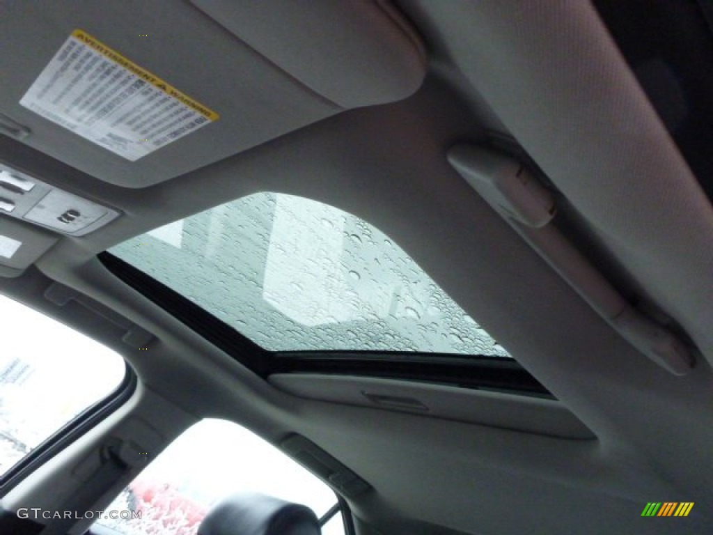 2008 Cadillac STS 4 V8 AWD Sunroof Photos