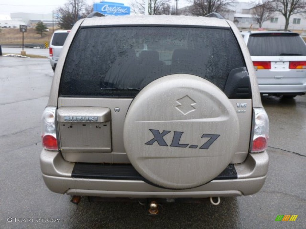 2005 XL7 EX 4WD - Cool Beige Metallic / Beige photo #3