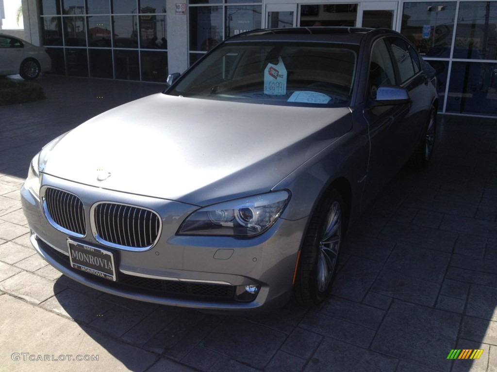 2012 7 Series 740i Sedan - Space Grey Metallic / Black photo #1