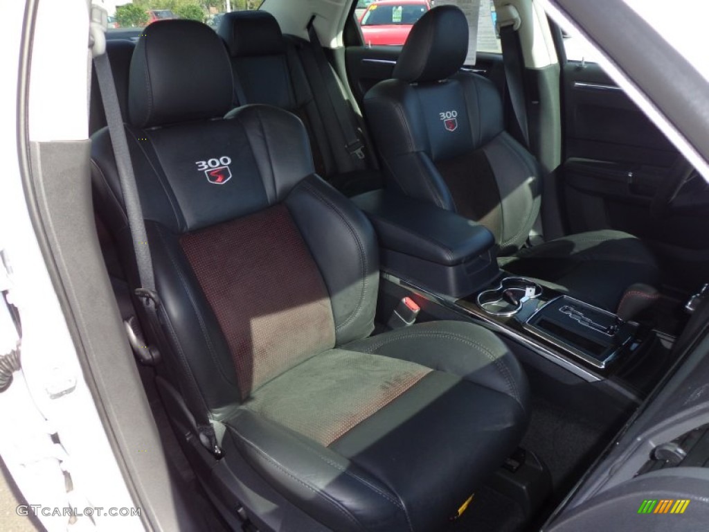 Dark Slate Gray Interior 2010 Chrysler 300 300S V8 Photo #77625767