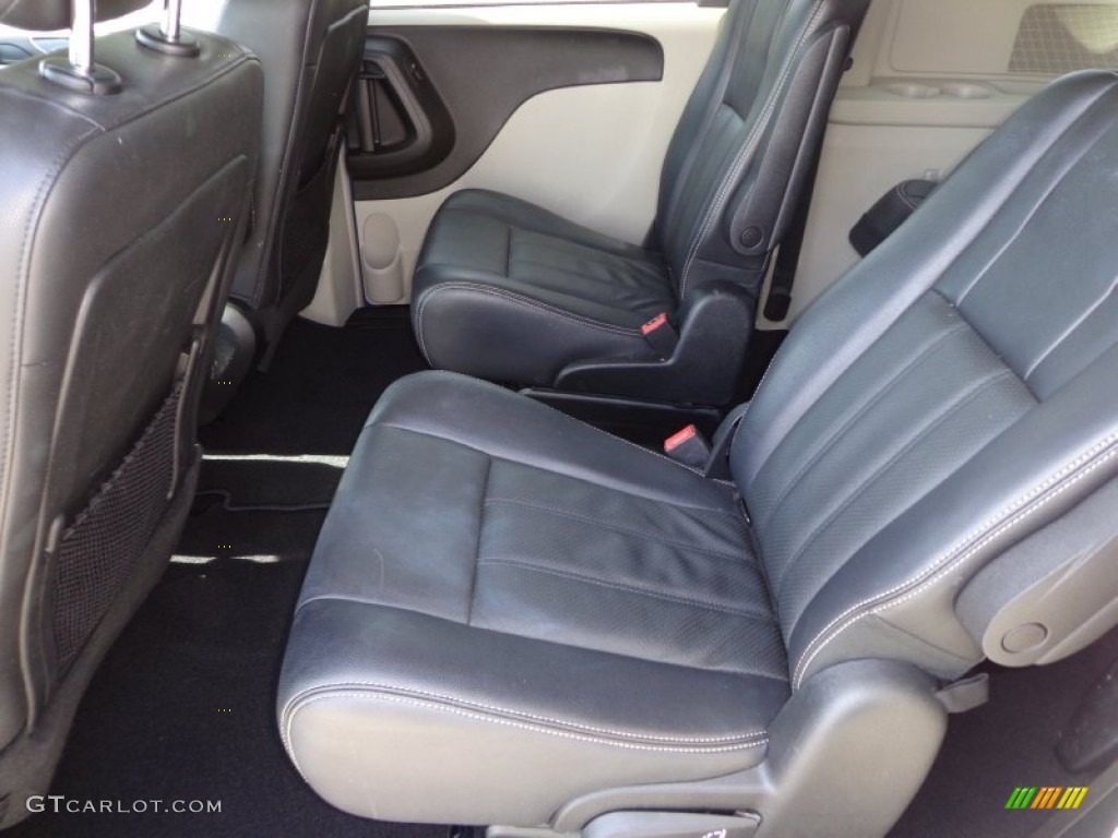 Black/Light Graystone Interior 2012 Chrysler Town & Country Touring Photo #77625974