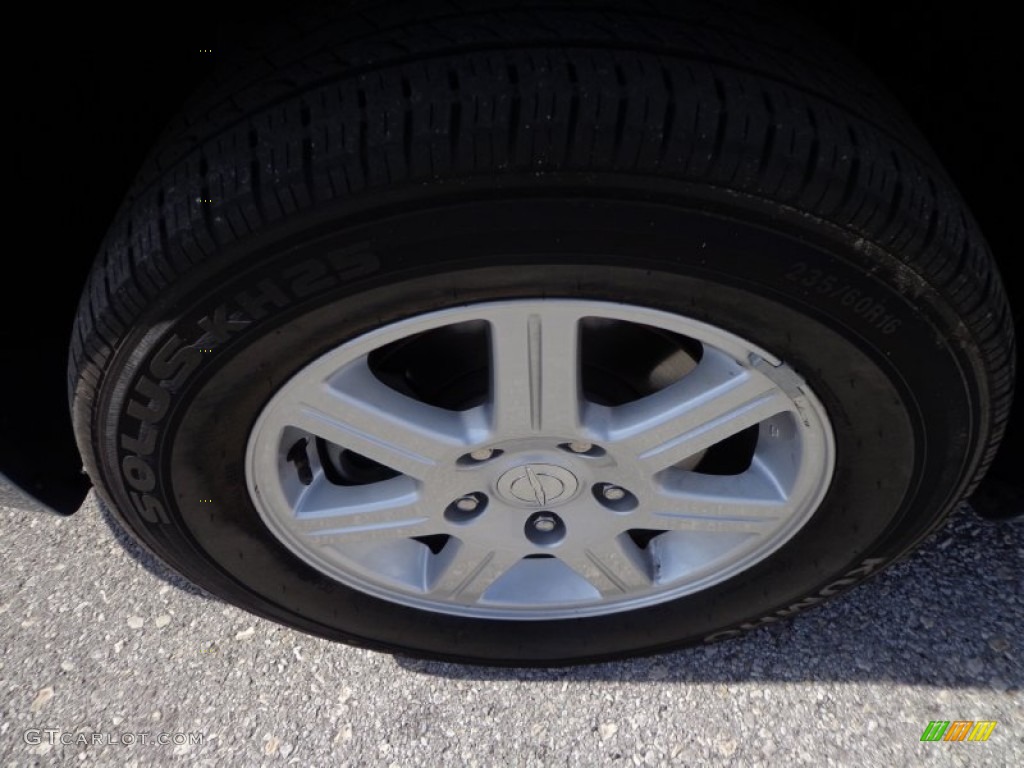 2012 Chrysler Town & Country Touring Wheel Photos