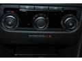 Black - Golf 4 Door TDI Photo No. 18
