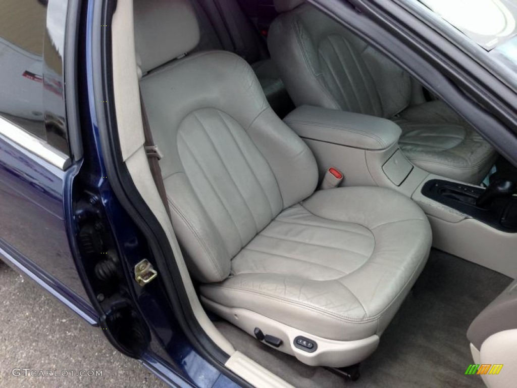 2004 Chrysler 300 M Sedan Front Seat Photo #77627666