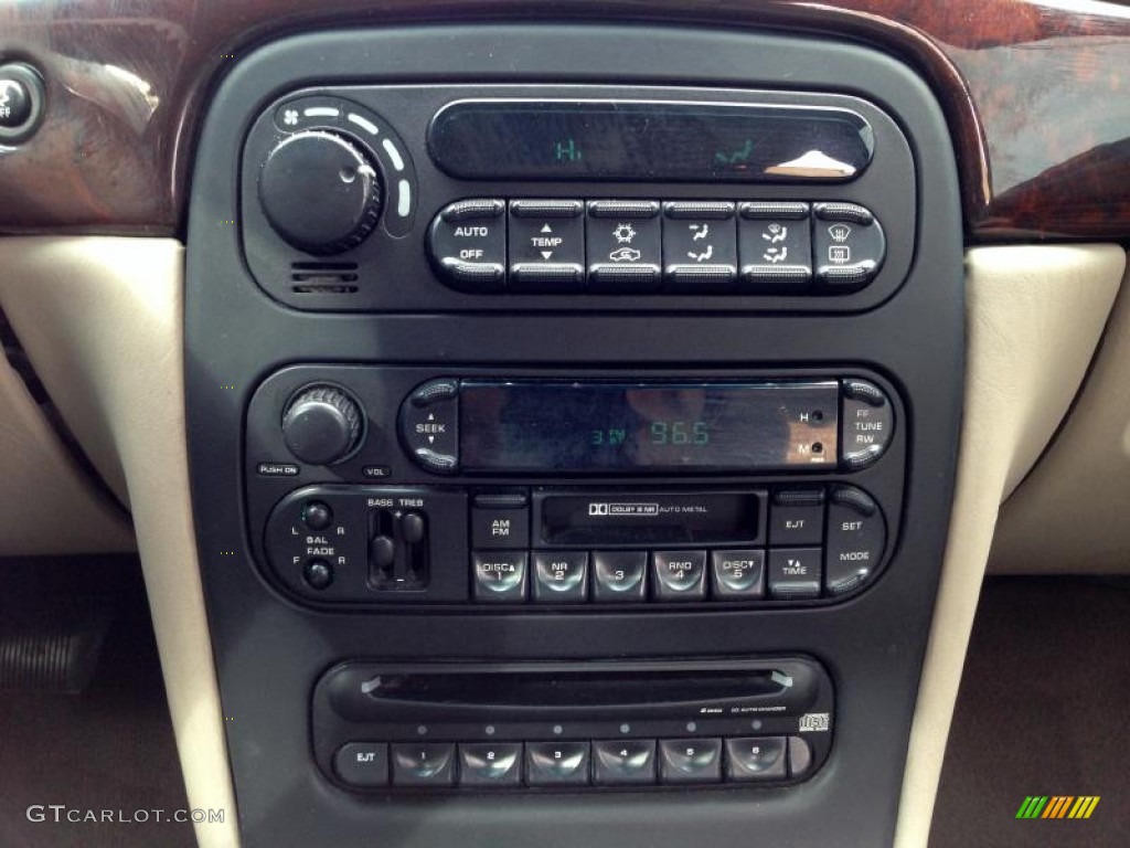 2004 Chrysler 300 M Sedan Controls Photos