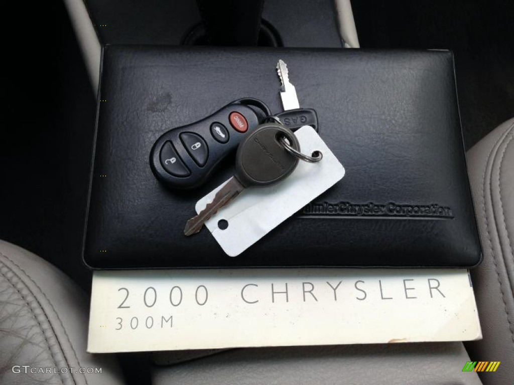 2004 Chrysler 300 M Sedan Books/Manuals Photo #77627837