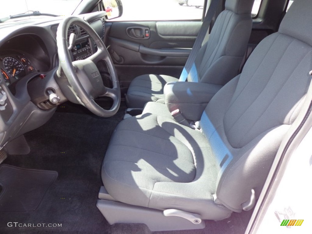 2003 Sonoma SLS Extended Cab - Summit White / Medium Gray photo #4