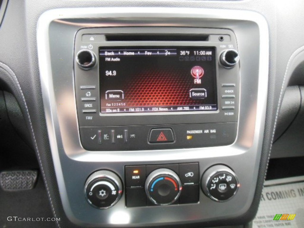 2013 GMC Acadia SLE AWD Controls Photo #77629697