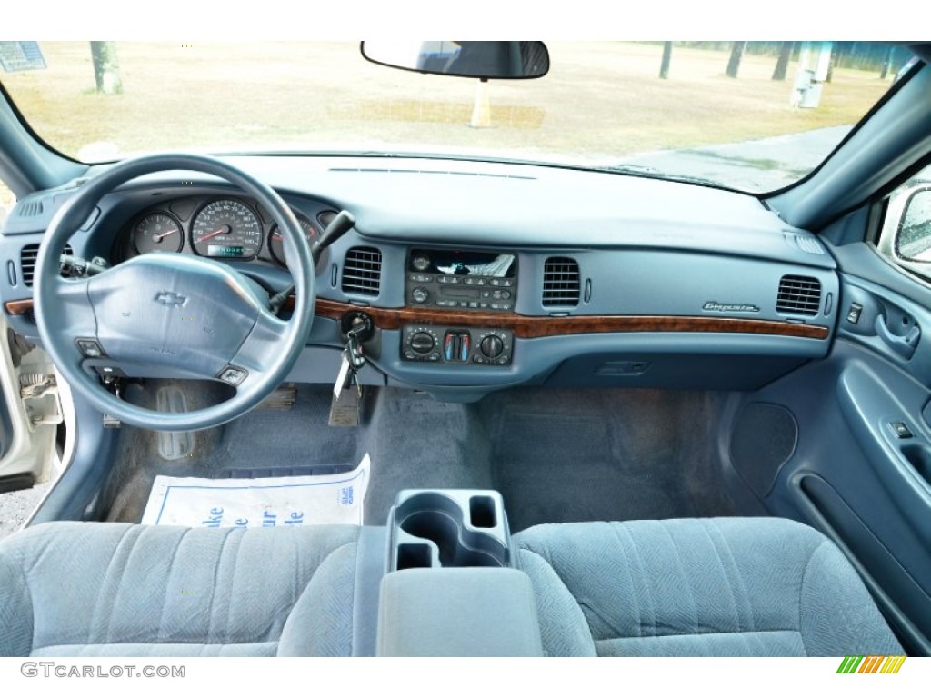 2004 Chevrolet Impala Standard Impala Model Regal Blue Dashboard Photo #77630018