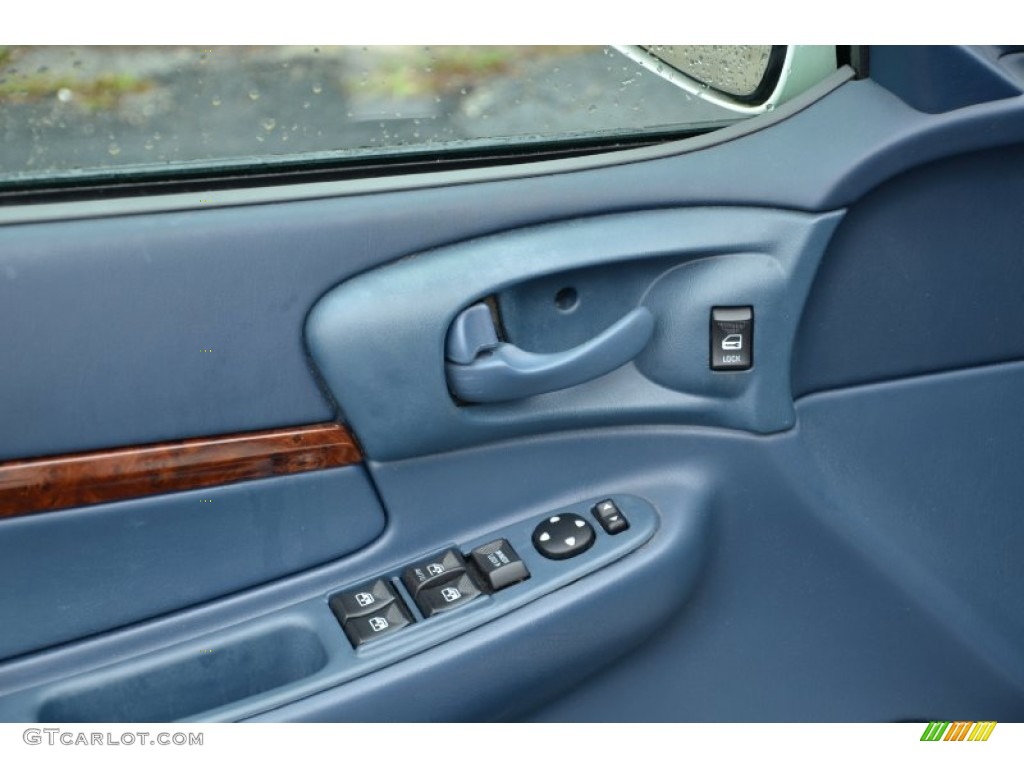 2004 Chevrolet Impala Standard Impala Model Regal Blue Door Panel Photo #77630041