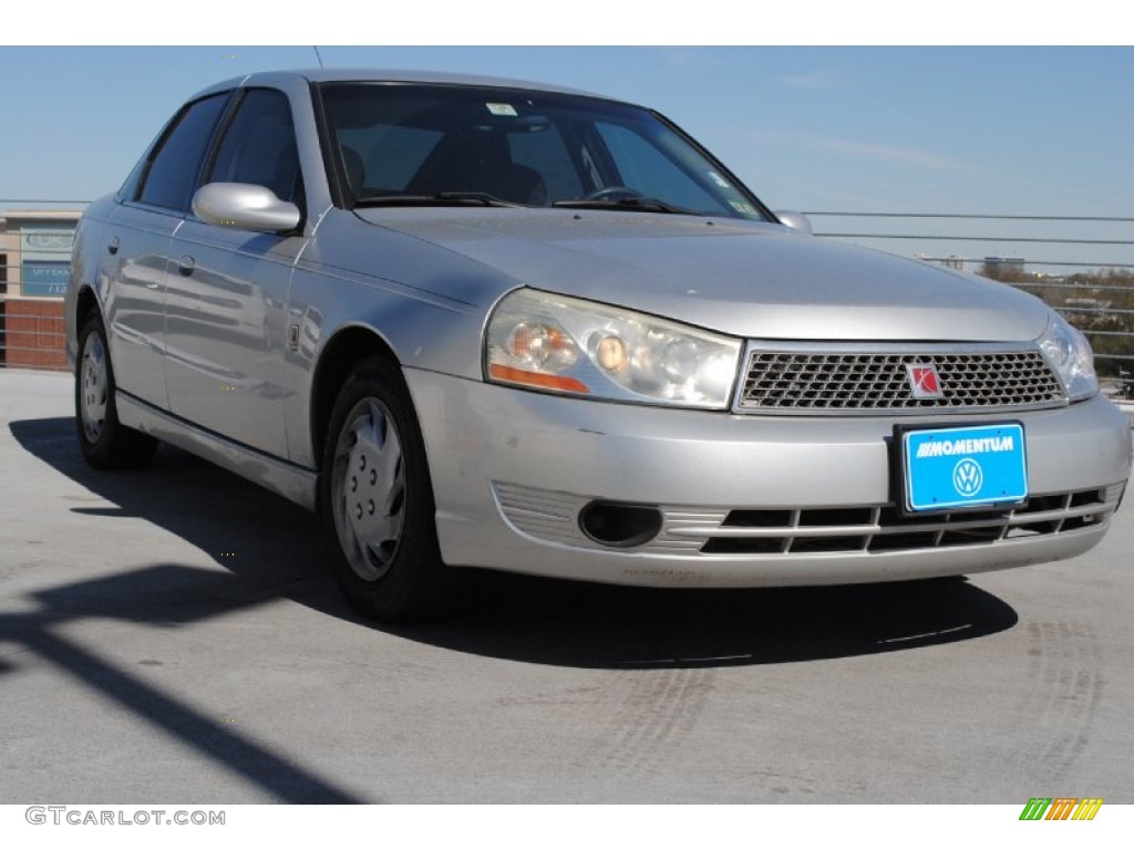 2004 L300 1 Sedan - Silver Platinum / Gray photo #1