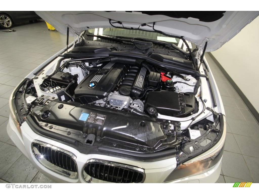 2010 BMW 5 Series 528i Sedan 3.0 Liter DOHC 24-Valve VVT Inline 6 Cylinder Engine Photo #77631829