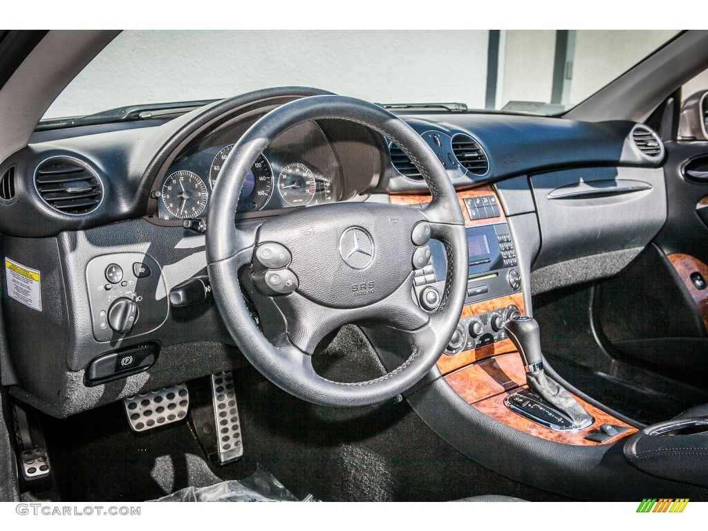 2006 Mercedes-Benz CLK 350 Cabriolet Black Dashboard Photo #77633539