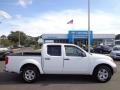 2011 Avalanche White Nissan Frontier SV Crew Cab  photo #9