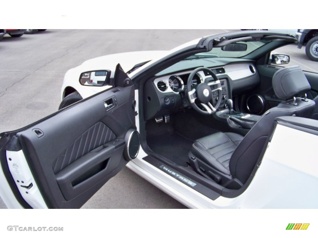2013 Mustang V6 Premium Convertible - Performance White / Charcoal Black photo #11