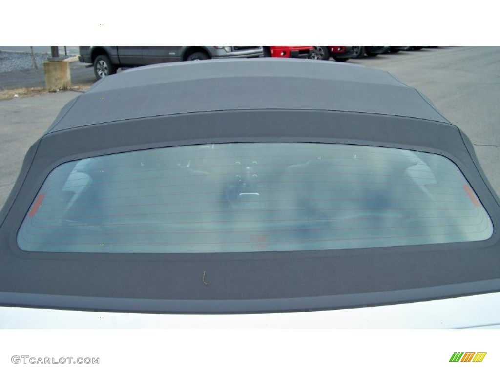 2013 Mustang V6 Premium Convertible - Performance White / Charcoal Black photo #18