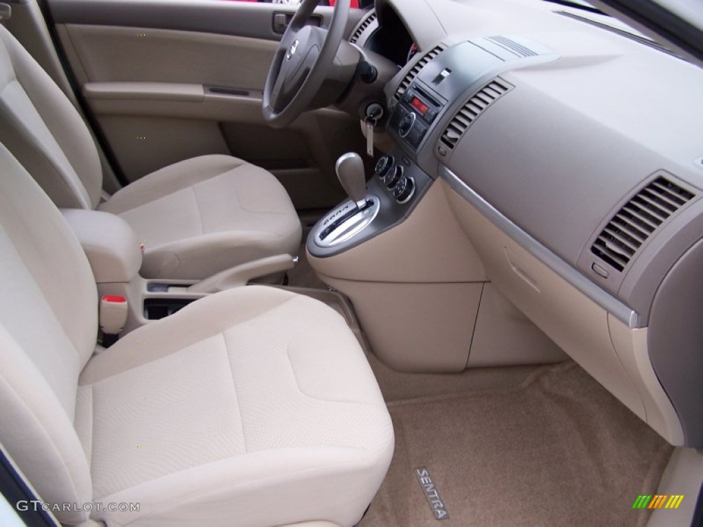 Beige Interior 2012 Nissan Sentra 2.0 Photo #77637993