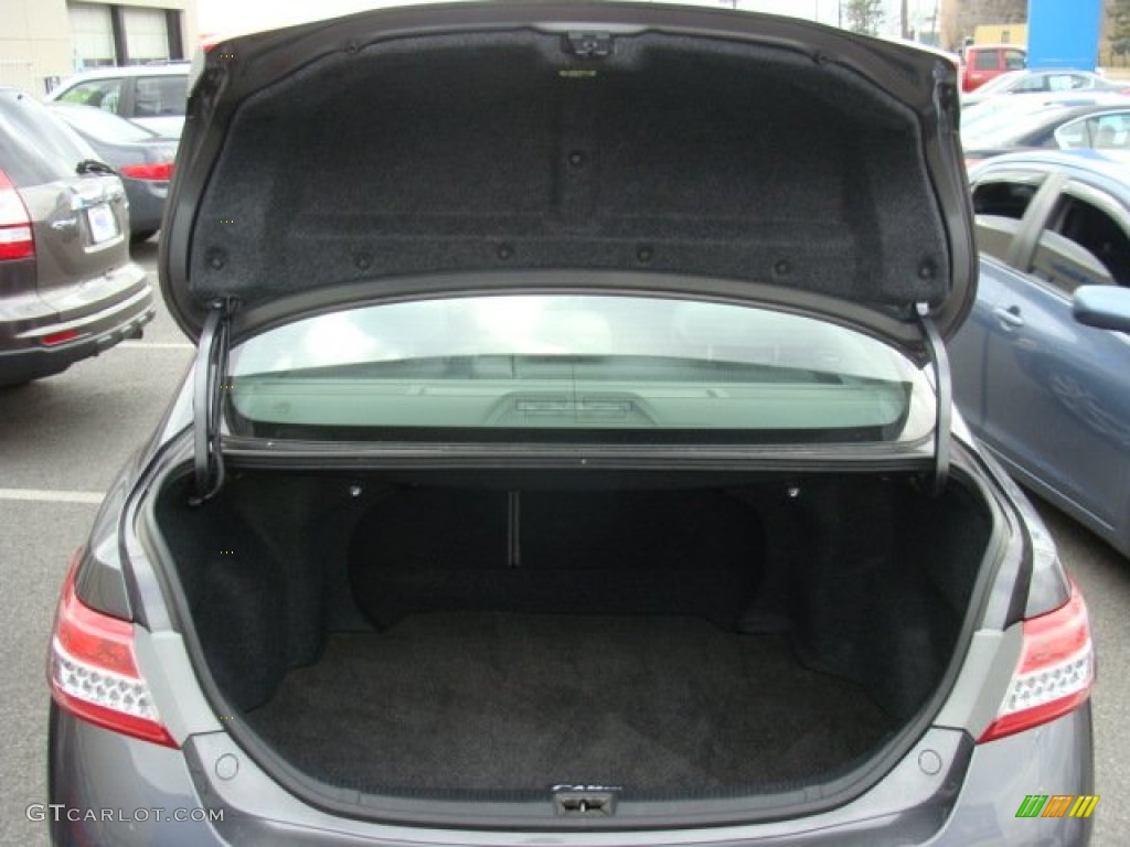 2010 Toyota Camry LE Trunk Photo #77639427