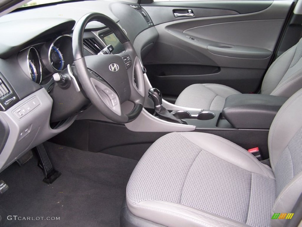 Gray Interior 2012 Hyundai Sonata SE Photo #77639550
