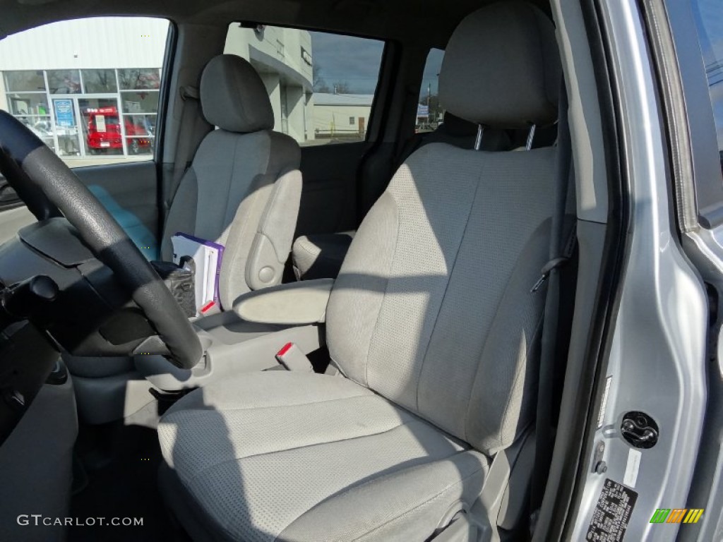 2009 Sedona LX - Clear Silver / Gray photo #14