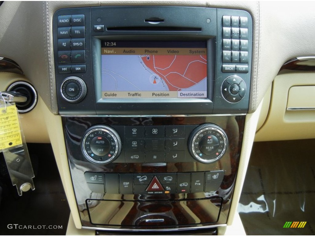 2010 Mercedes-Benz GL 450 4Matic Controls Photo #77640408