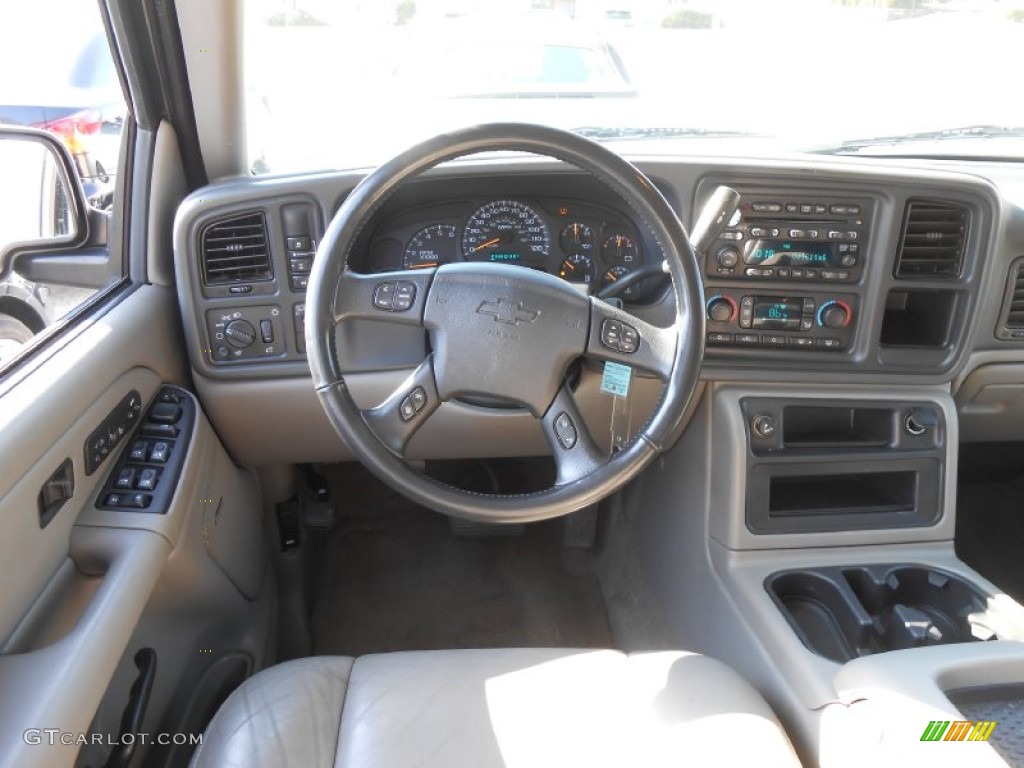 2005 Chevrolet Suburban 1500 LT 4x4 Tan/Neutral Dashboard Photo #77640495