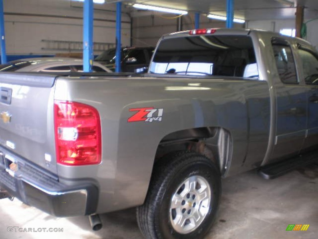 2007 Silverado 1500 LT Z71 Extended Cab 4x4 - Graystone Metallic / Ebony Black photo #7