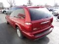 Inferno Red Pearl - Town & Country LX Photo No. 3