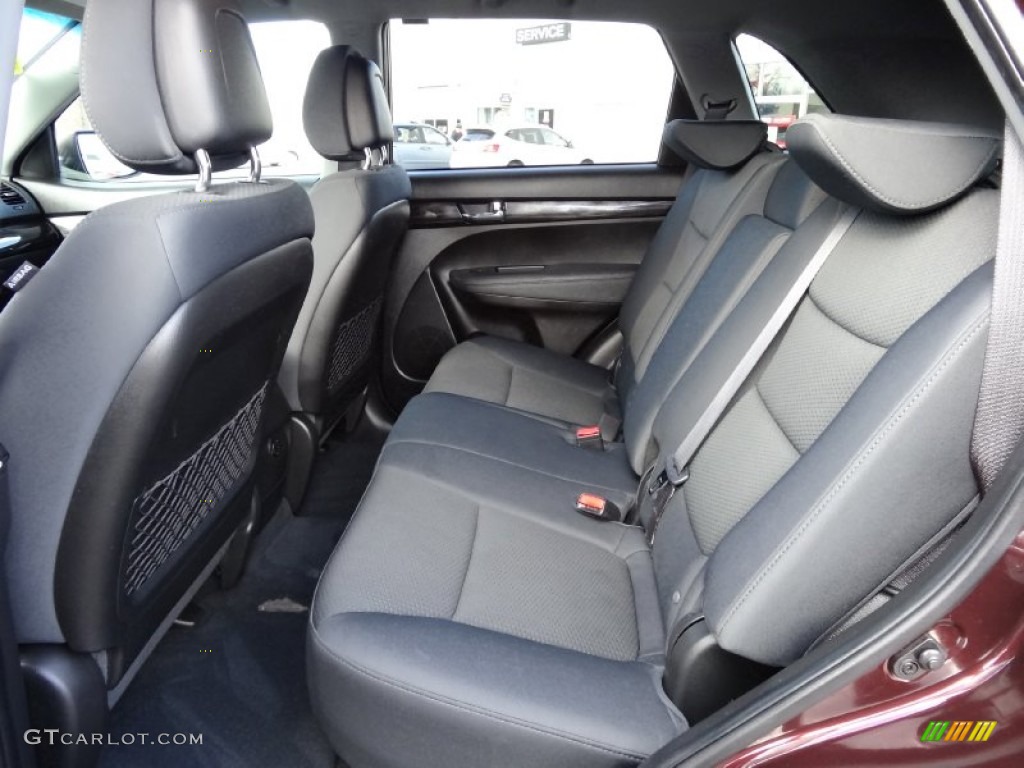 2011 Kia Sorento LX Rear Seat Photo #77641973