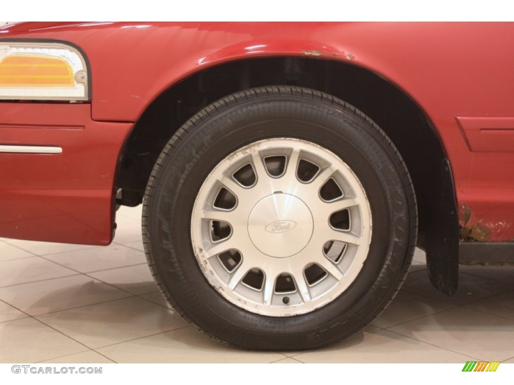 1999 Ford Crown Victoria LX Wheel Photos