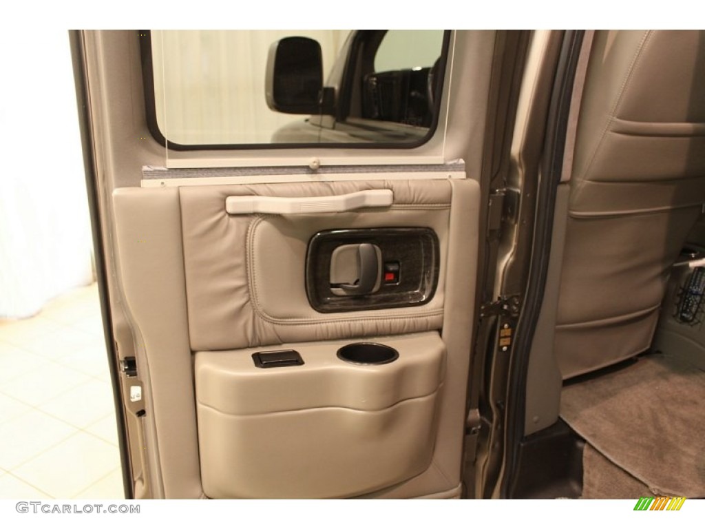 2005 Express 1500 Passenger Conversion Van - Dark Gray Metallic / Medium Dark Pewter photo #19