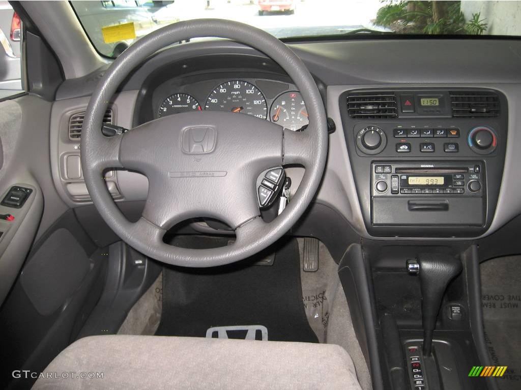 2002 Accord LX Sedan - Satin Silver Metallic / Quartz Gray photo #12